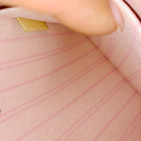 💯🎁Auth. Louis Vuitton Neverfull GM Clutch 👀🎁 - Picture 5 of 6